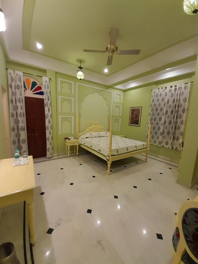 Hotel Raj Rajeshwari Haveli Džajpur Exteriér fotografie