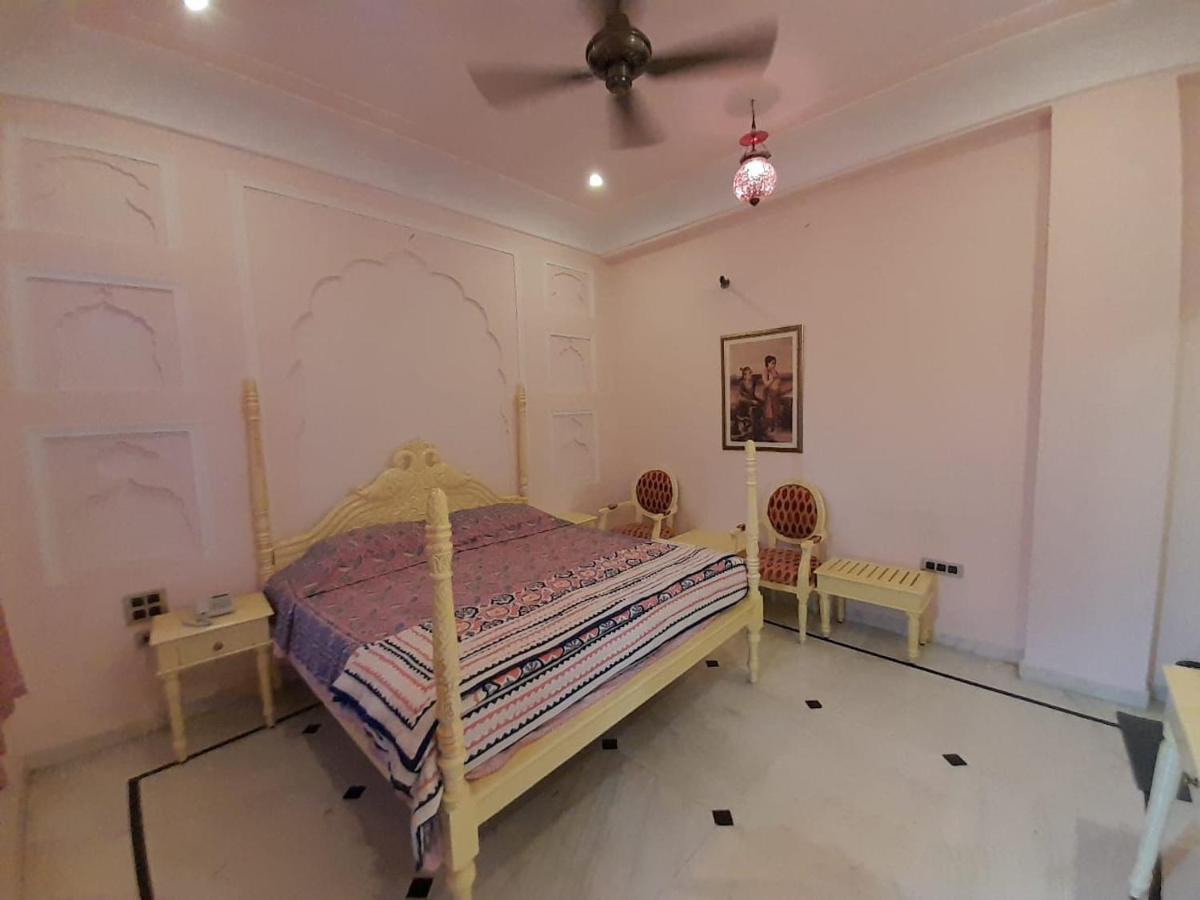 Hotel Raj Rajeshwari Haveli Džajpur Exteriér fotografie