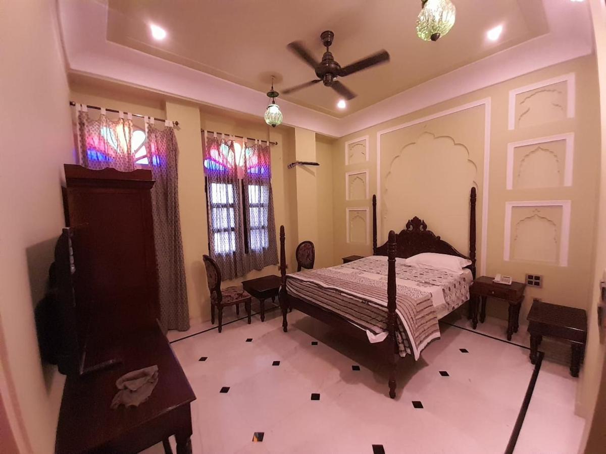 Hotel Raj Rajeshwari Haveli Džajpur Exteriér fotografie
