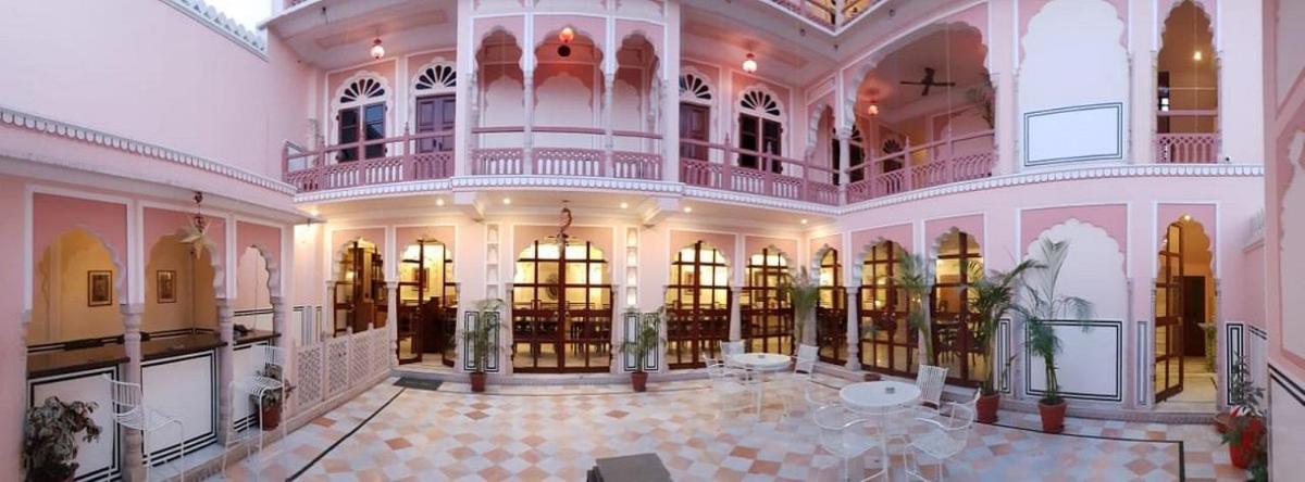 Hotel Raj Rajeshwari Haveli Džajpur Exteriér fotografie