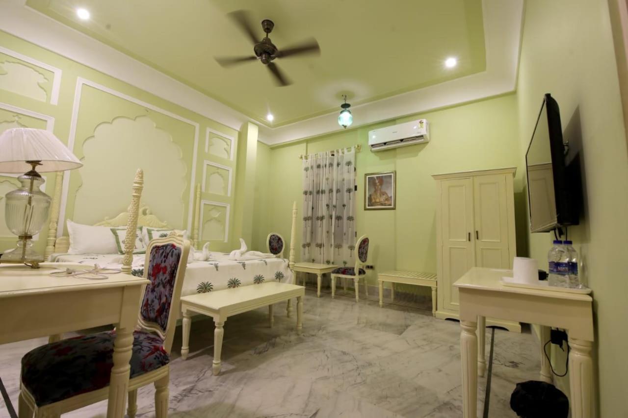 Hotel Raj Rajeshwari Haveli Džajpur Pokoj fotografie