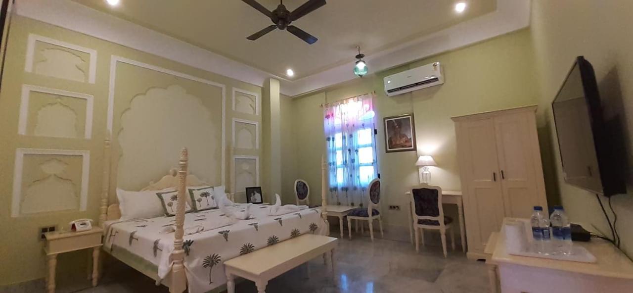 Hotel Raj Rajeshwari Haveli Džajpur Exteriér fotografie