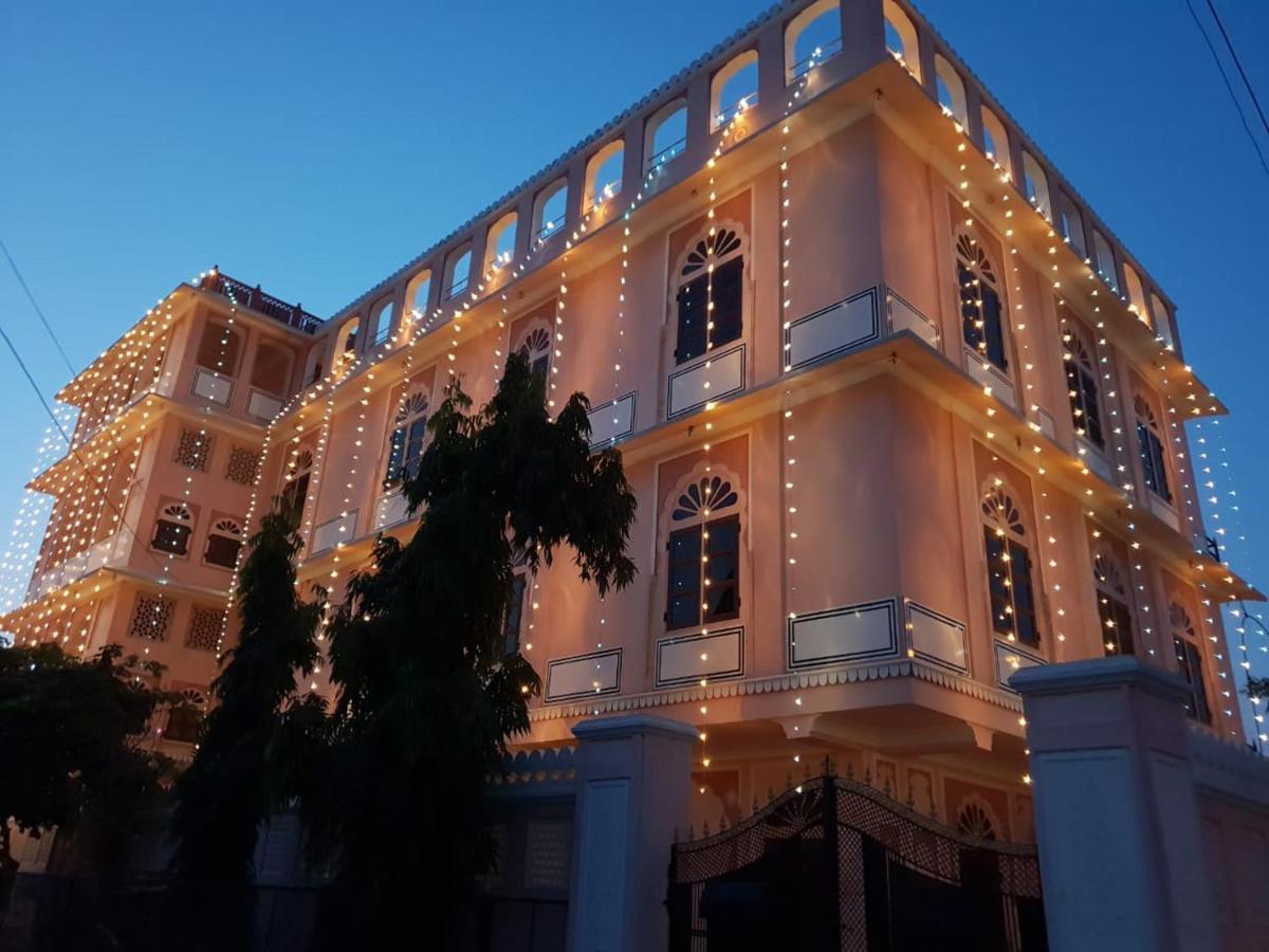 Hotel Raj Rajeshwari Haveli Džajpur Exteriér fotografie